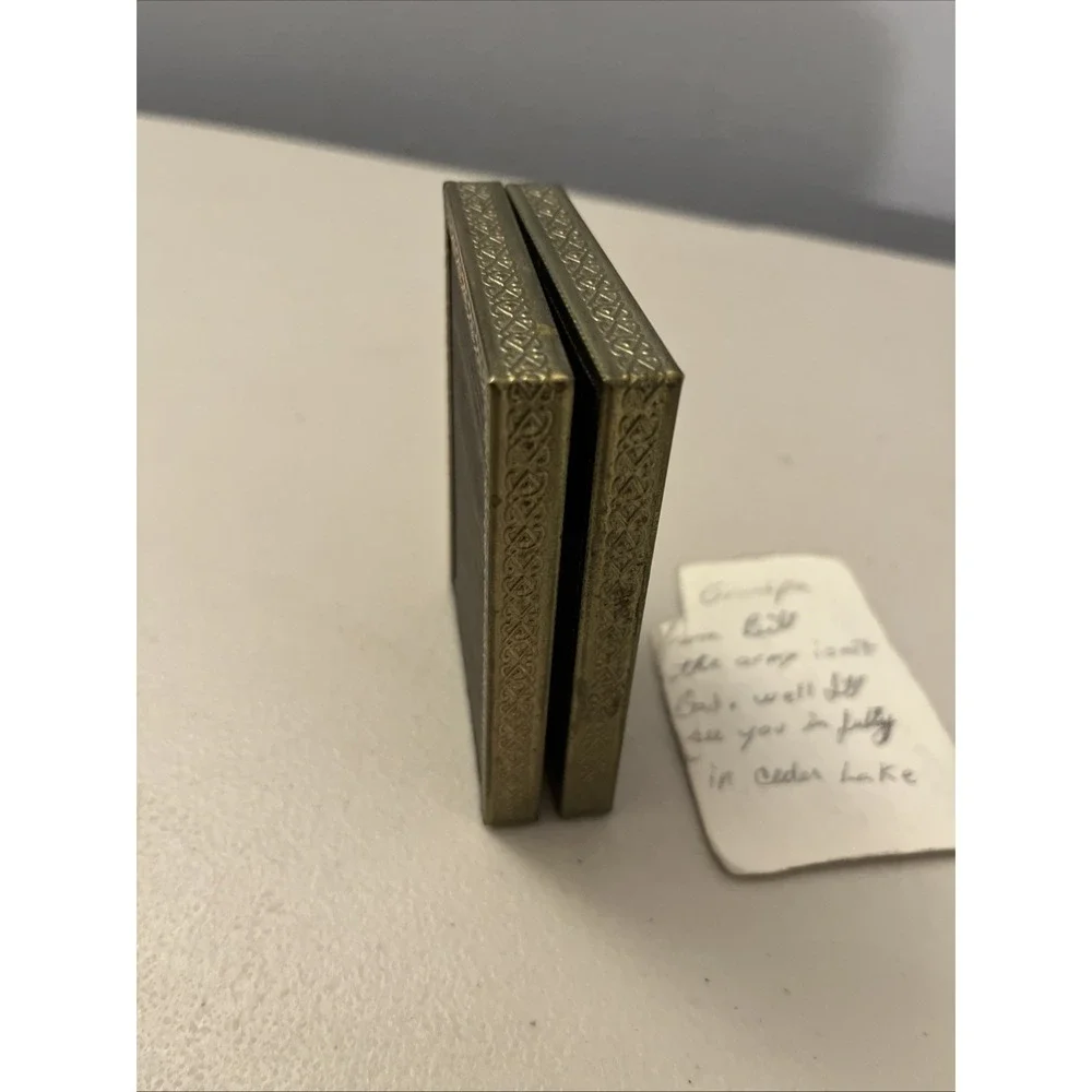 N/A one hinge